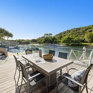 31 Witta Circle, Holiday home